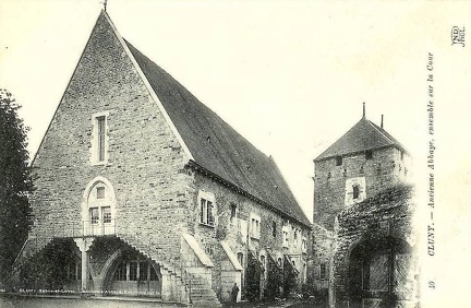 cpa-cluny-0101