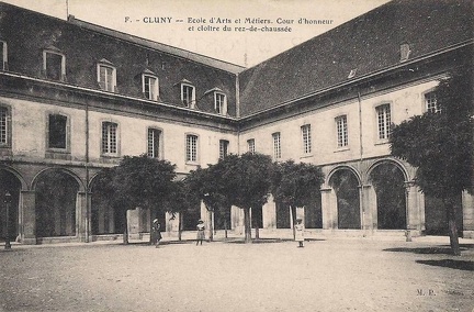 cpa-cluny-0684