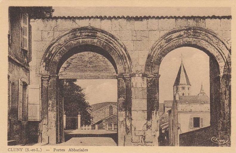 cpa-cluny-0817.jpg