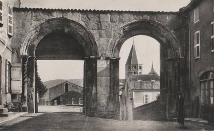 cpa-cluny-1017