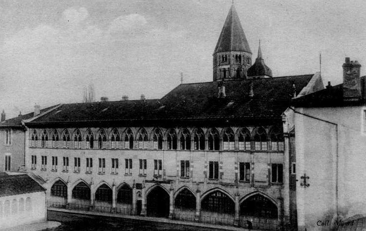cpa-cluny-0419.jpg